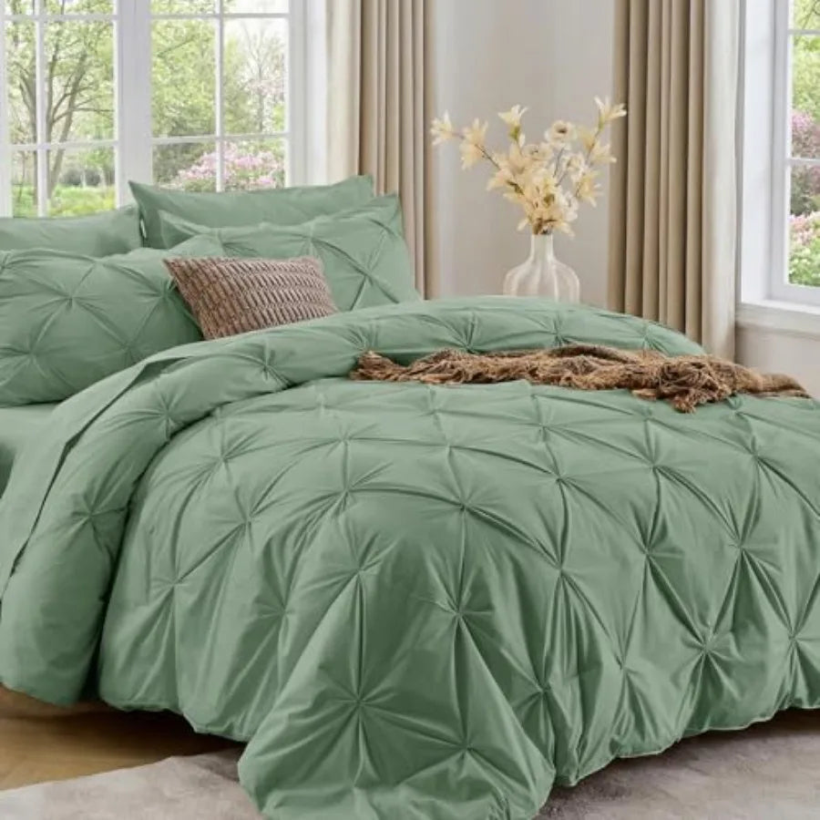 Elegant Pintuck Queen Comforter Set – 7-Piece