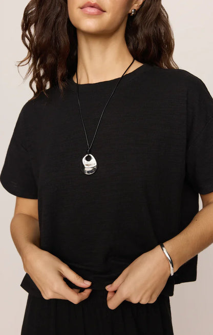 Sway Textured Cropped Tee- Black