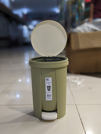 Zidello Soft Closing Pedal Bin – Oval Design