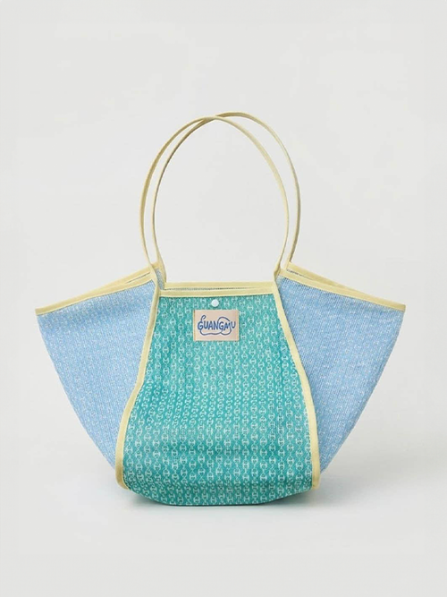 Color Contrast Beach Bag: Yellow