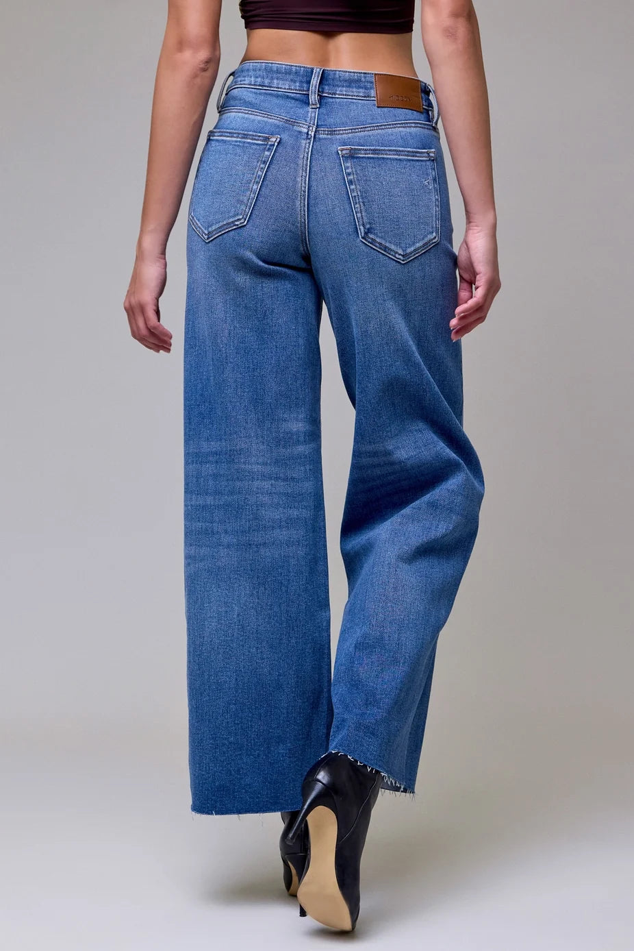 Nori 31" - Dark Wash Clean Stretch Wideleg