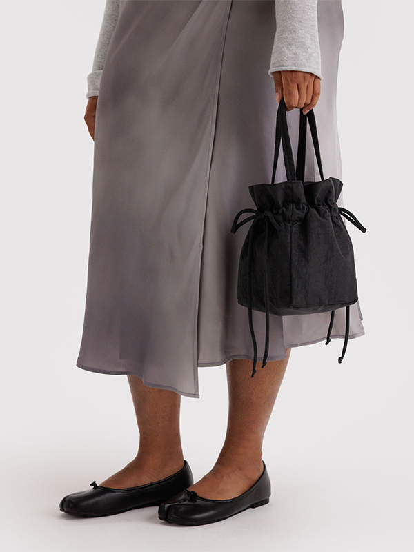 Nylon Drawstring Bag: Black