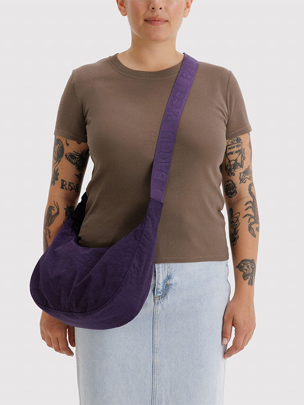 Medium Nylon Crescent Bag: Fig
