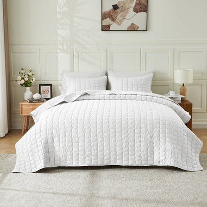 Gauze-Inspired Texture Quilt Set - Wave Stitch Collection