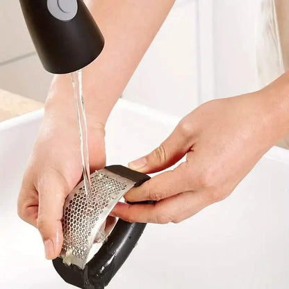 Premium Stainless Steel Garlic Rocker Press - Compact, Durable, and Rust-Resistant Kitchen Gadget
