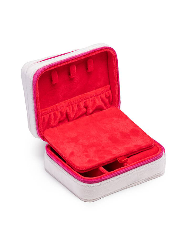 Velvet Jewelry Zip Case: Queen of Hearts