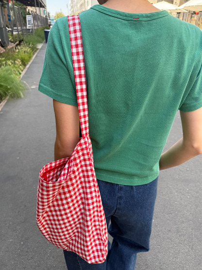 Happy Carry Bag: Red Gingham