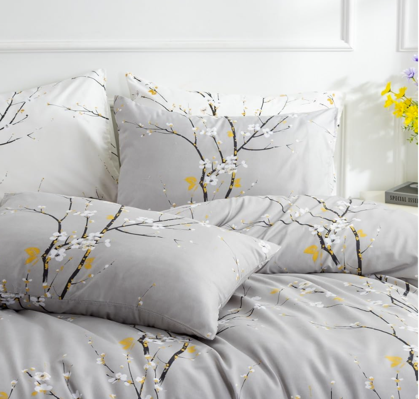 Sage Green Floral Duvet Cover Set Queen – Soft Microfiber, Modern Botanical Bedding with Yellow Accents