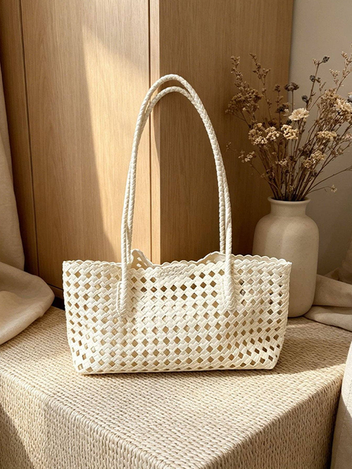 Woven Beach Shoulder Bag: White